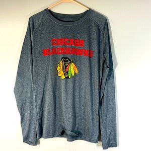 💚10 NHL Chicago Blackhawks, long sleeve shirt men’s size 34/36 small